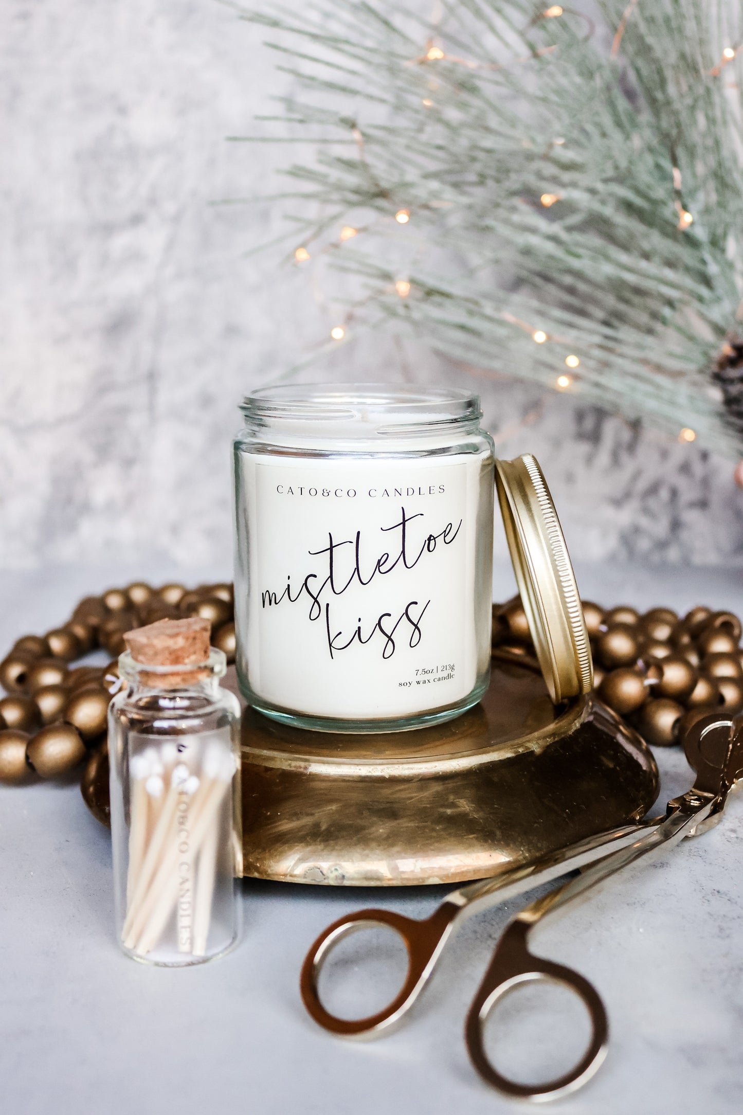 Mistletoe Kiss | Clear Jar Candle